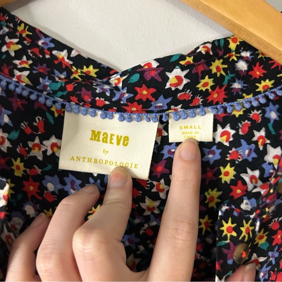 Floral Ruffle Sleeve Blouse - Picture 6 of 7